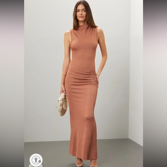 suboo Dresses & Skirts - Suboo
Vega Rouched Front Midi Dress